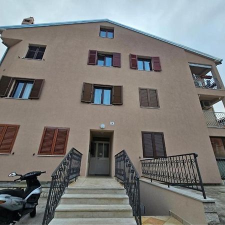 Apartment Gloria 로비니 외부 사진