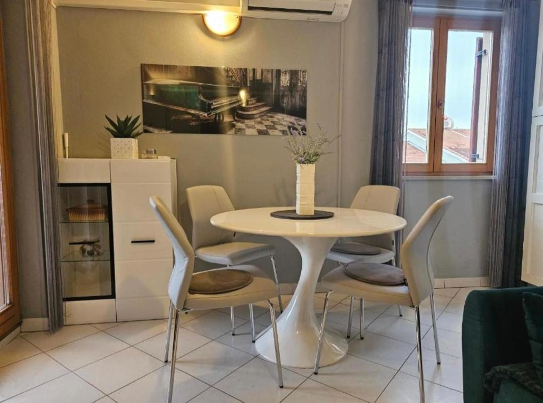 Apartment Gloria 로비니 외부 사진