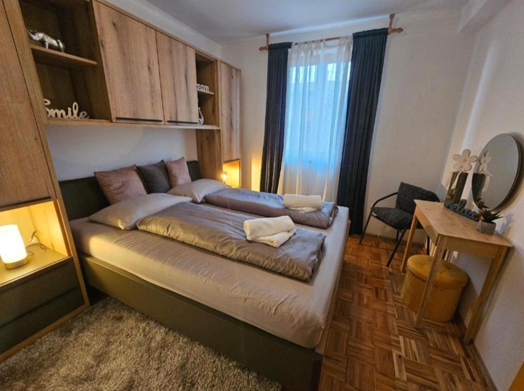 Apartment Gloria 로비니 외부 사진